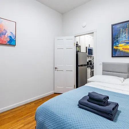 2 Bedroom Upscale Home New York Exterior photo