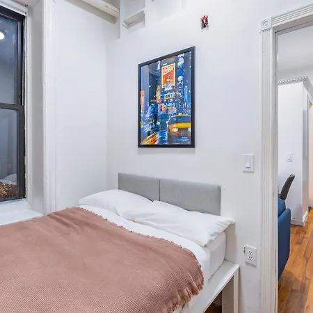 2 Bedroom Upscale Home New York Exterior photo